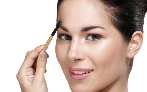 完美肌膚的奧秘：五大方法讓你瞬間告別痘痘痕跡