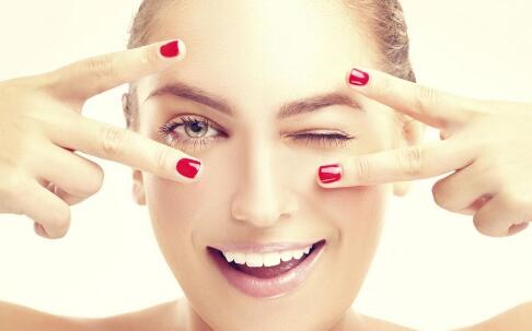 教你如何全方位告別雀斑