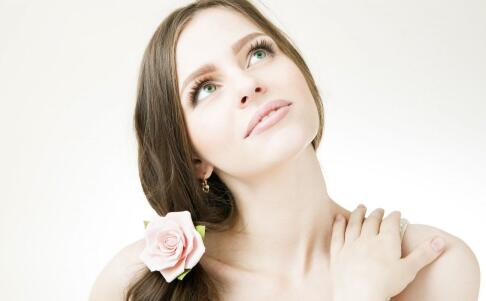 大蒜的美容護膚功效：祛斑祛皺縮毛孔