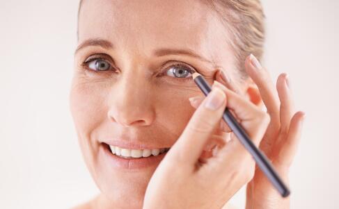 7種中藥美白祛斑有奇效  無(wú)副作用！