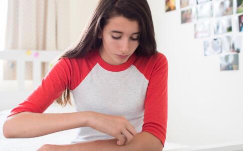 美白祛斑大揭秘：教你無(wú)需手術(shù)也能擁有完美肌膚！