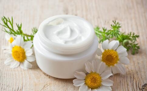 春季女性祛斑大革命！四招徹底告別斑點，重拾嫩白肌膚！