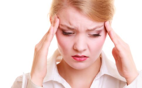 逆齡美顏黑科技：黑木耳紅棗湯，祛斑養(yǎng)顏，讓你瞬間回春！