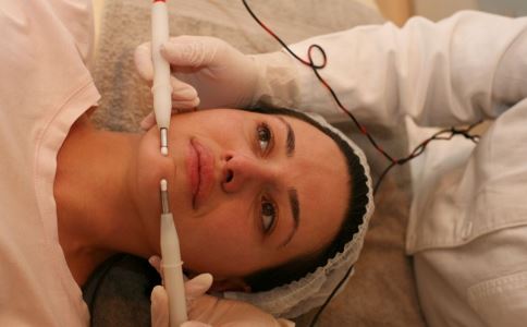 激光祛斑后反彈？別被誤差不實(shí)信息誤導(dǎo)了！