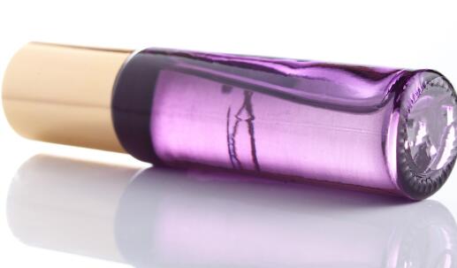 白醋神奇祛斑法！揭秘白醋美容秘密，斑點(diǎn)消失不是夢(mèng)！