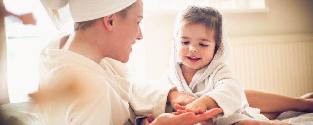 美顏奇跡！自制祛斑補(bǔ)血養(yǎng)顏茶，一壺飲盡歲月痕跡，煥發(fā)肌膚原生光彩！