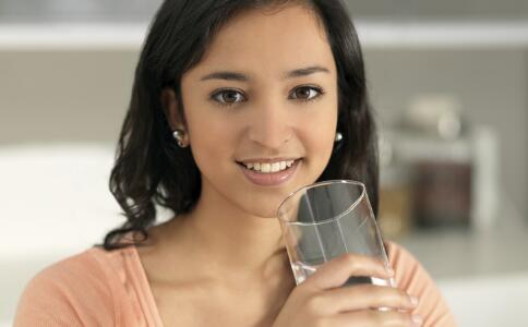 美麗從內(nèi)而外！四款神奇美白湯，讓你喝出無(wú)瑕肌膚！