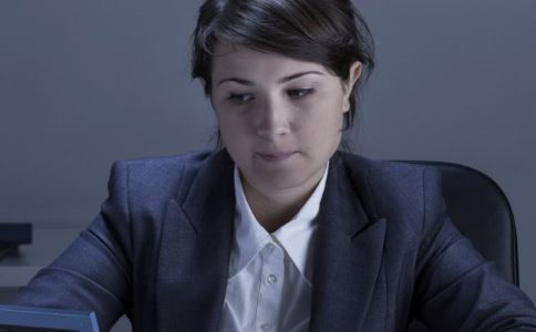 趕走斑點(diǎn)，擁抱美麗：銀耳蓮子湯的神奇祛斑功效！