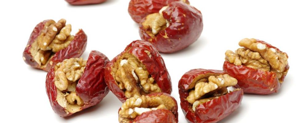 紅棗是女性的至寶：食用一顆，煥發(fā)無盡光彩，斑點(diǎn)瑕疵全然不見！