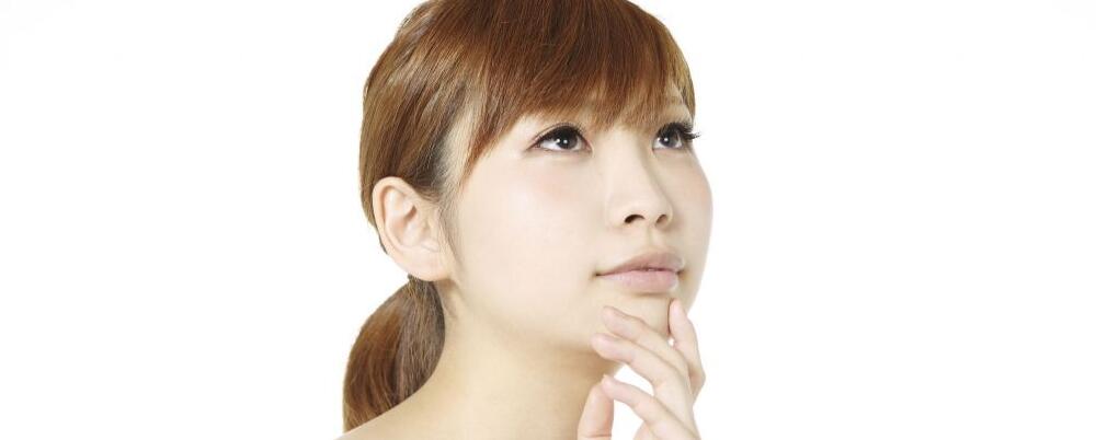 斑點(diǎn)out！試試中醫(yī)四大祛斑奇招，讓肌膚重?zé)ü獠剩? />        </a>
                                </div>
                            <div   id=