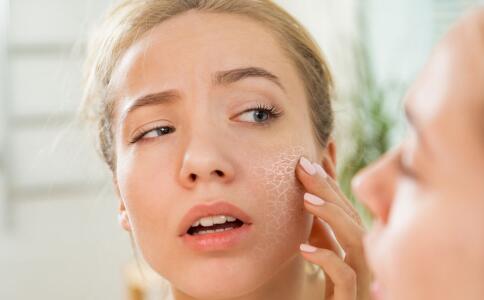 8個自制美容法 絕對祛痘好幫手