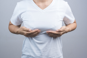 生完孩子白發(fā)可以拔嗎 生完孩子白發(fā)可以拔嗎