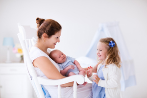 新生兒黑色胎記是怎么造成的 新生兒黑色胎記是怎么造成的