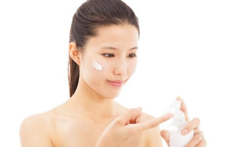 80后小伙子患上罕見的皮膚松弛癥