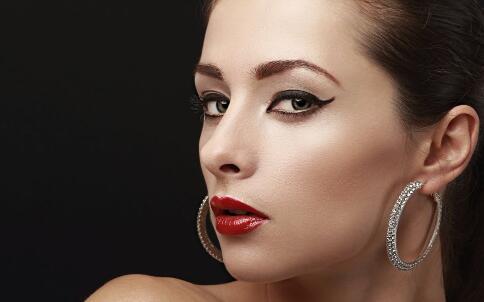 輕松祛除魚尾紋有妙招