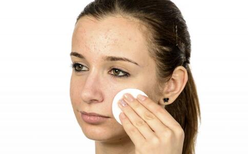 哪些食物會(huì)誘發(fā)女性早衰