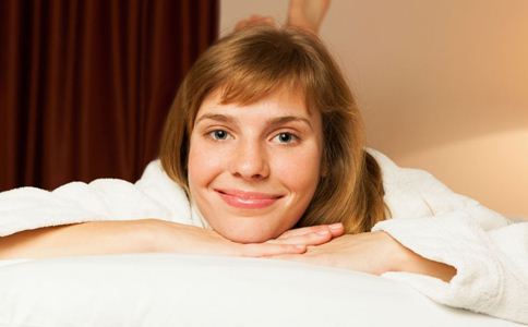 怎么注射玻尿酸祛除面部皺紋