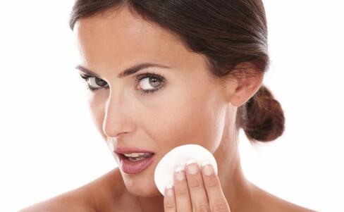 有哪些消除魚尾紋方法