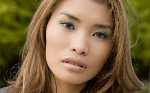 祛除魚尾紋的三種方法