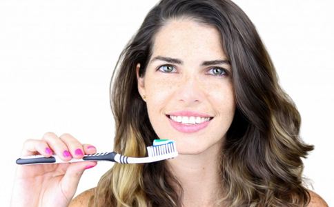 哪些好習(xí)慣可防治皺紋