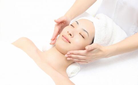 中醫(yī)食療營(yíng)養(yǎng)對(duì)抗皺紋