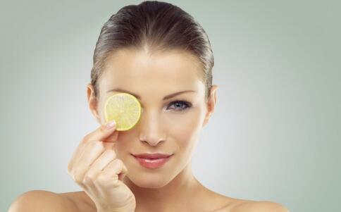 林憶蓮秀氣單眼皮養(yǎng)好天生好命肌