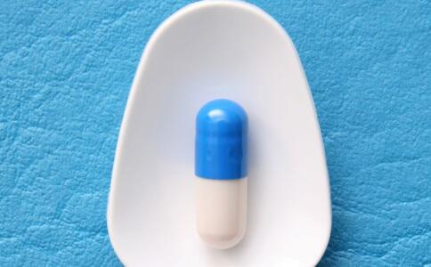 盲目服用抗衰老藥物可能會中毒